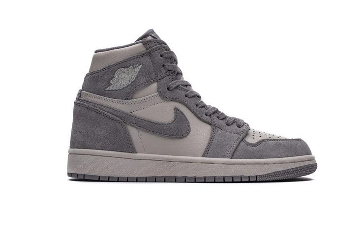 Pale High Ivory Retro 1  (W) Jordan air AH7389-101  1024